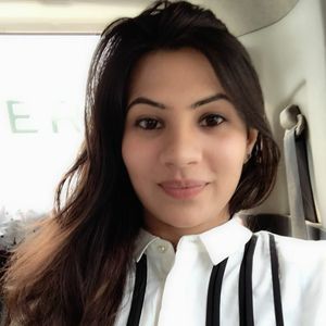 Meet your Posher, Aisha